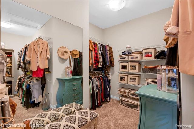 1087 Watersmeet Court, Oxford Charter Township, MI 48371