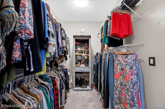 1087 Watersmeet Court, Oxford Charter Township, MI 48371