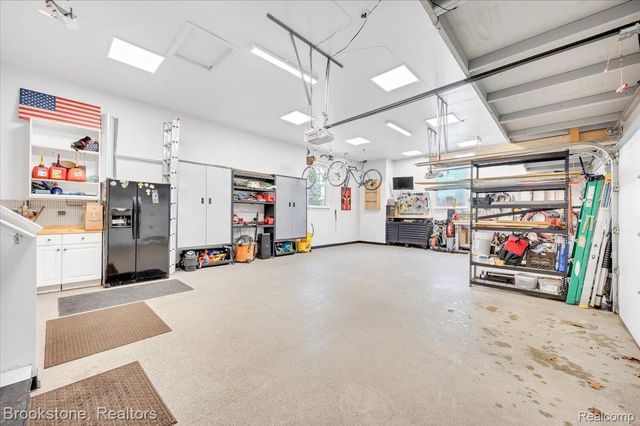 1087 Watersmeet Court, Oxford Charter Township, MI 48371