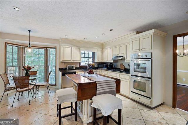 422 Woodstone West Drive, Marietta, GA 30068