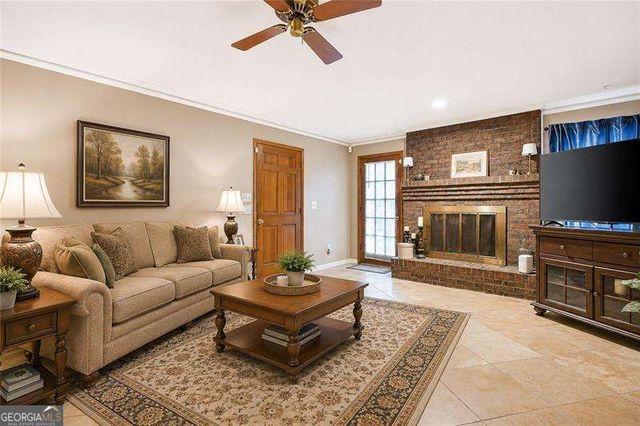 422 Woodstone West Drive, Marietta, GA 30068