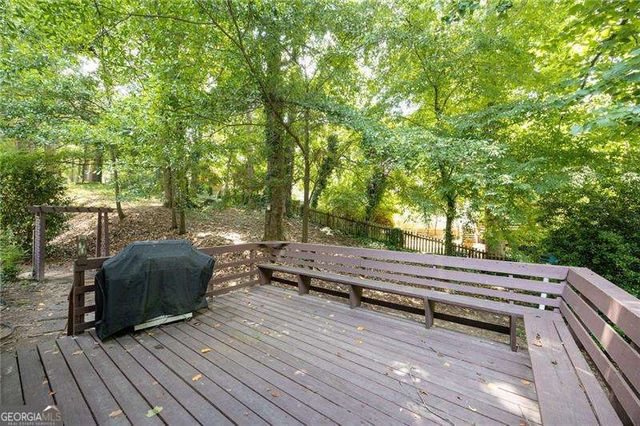 422 Woodstone West Drive, Marietta, GA 30068