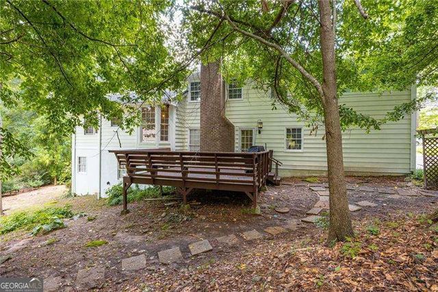 422 Woodstone West Drive, Marietta, GA 30068