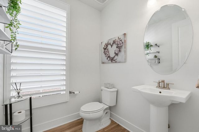 23135 GLENWOOD HEIGHTS CIR, Brambleton, VA 20148