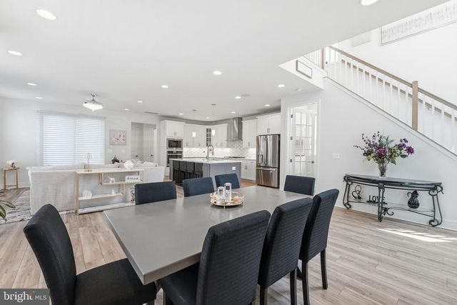 23135 GLENWOOD HEIGHTS CIR, Brambleton, VA 20148