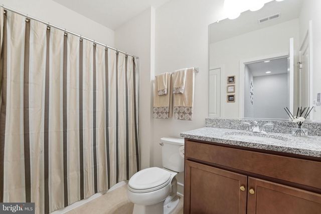 23135 GLENWOOD HEIGHTS CIR, Brambleton, VA 20148