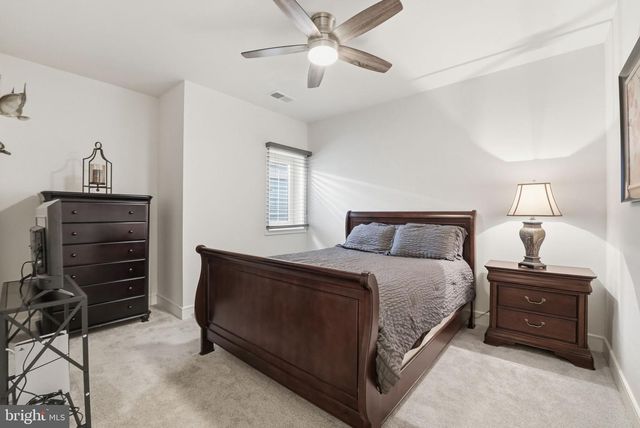 23135 GLENWOOD HEIGHTS CIR, Brambleton, VA 20148