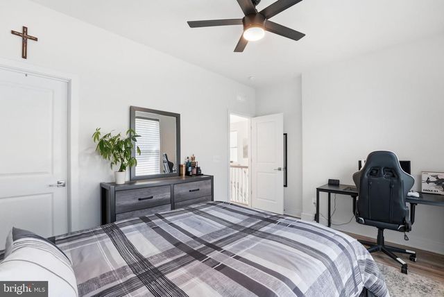 23135 GLENWOOD HEIGHTS CIR, Brambleton, VA 20148