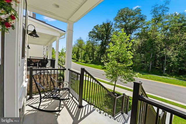 23135 GLENWOOD HEIGHTS CIR, Brambleton, VA 20148
