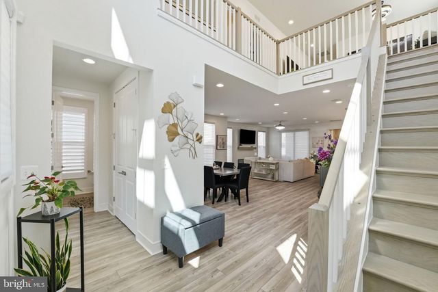 23135 GLENWOOD HEIGHTS CIR, Brambleton, VA 20148