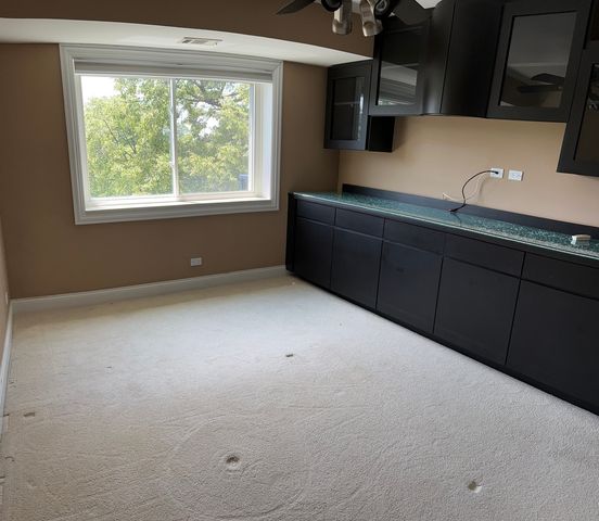 4940 Foster Street 308, Skokie, IL 60077