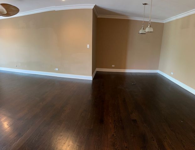 4940 Foster Street 308, Skokie, IL 60077