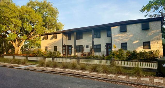 171 3rd Avenue 3, Charleston, SC 29403