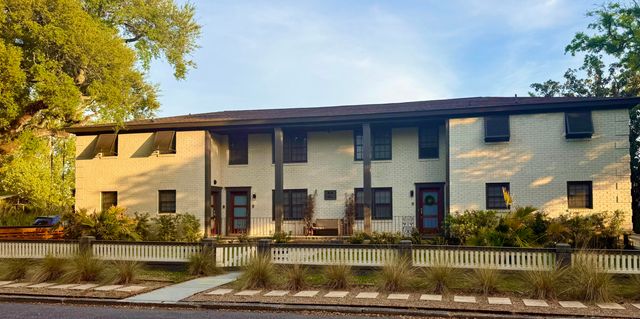 171 3rd Avenue 3, Charleston, SC 29403