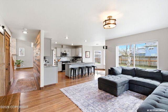 5156 Sillary Circle, Anchorage, AK 99508