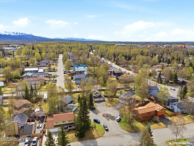 5156 Sillary Circle, Anchorage, AK 99508