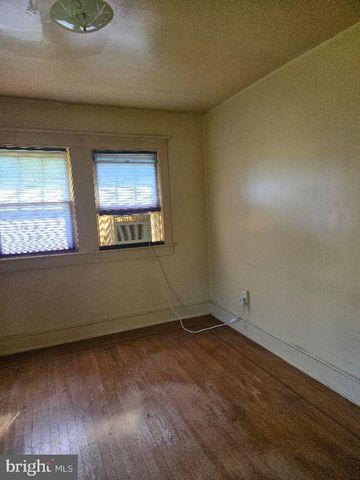 4 HOWARD ST, Vineland, NJ 08360