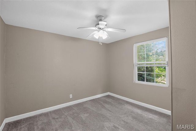 10183 Cloverdale Drive, St Louis, MO 63136
