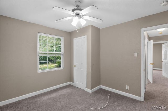 10183 Cloverdale Drive, St Louis, MO 63136