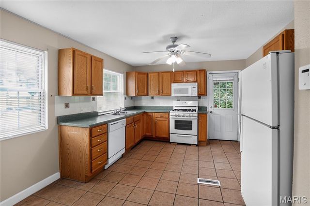 10183 Cloverdale Drive, St Louis, MO 63136