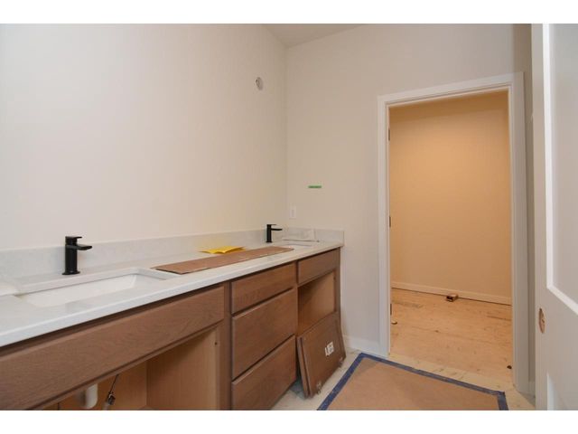 1125 Parkview Street, Cottage Grove, WI 53527