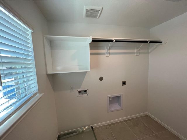 5635 Giving Grace Way, Houston, TX 77048