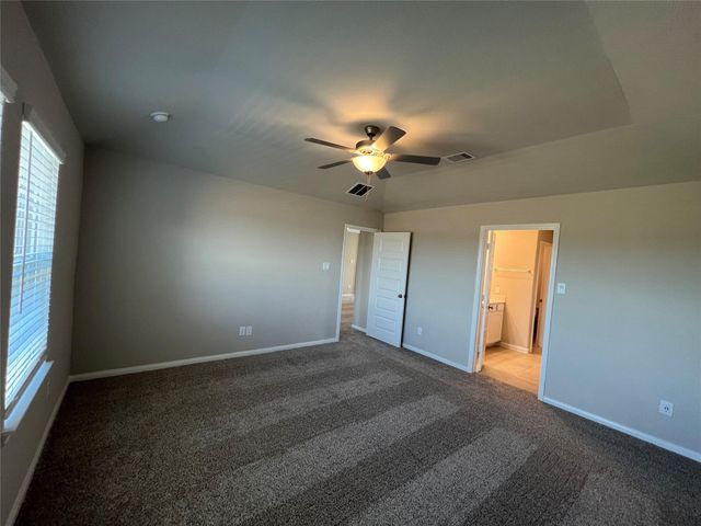 5635 Giving Grace Way, Houston, TX 77048