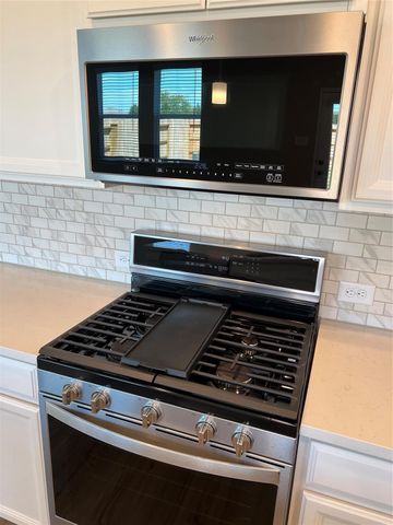 5635 Giving Grace Way, Houston, TX 77048