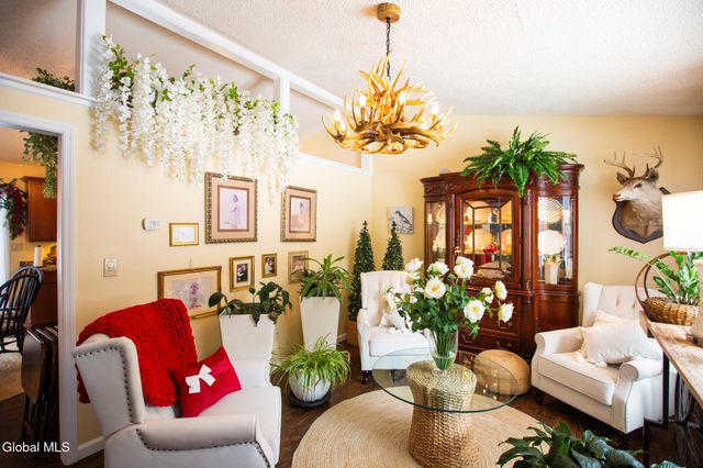 22 Michaels Drive, Queensbury, NY 12804