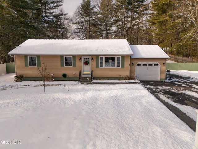 22 Michaels Drive, Queensbury, NY 12804