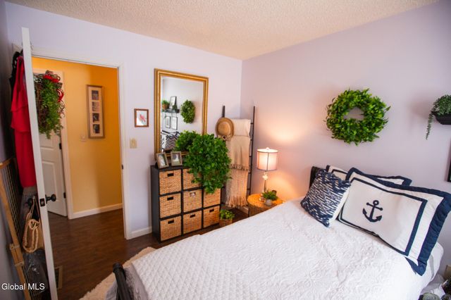 22 Michaels Drive, Queensbury, NY 12804