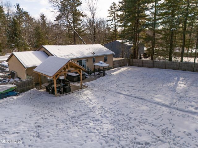 22 Michaels Drive, Queensbury, NY 12804