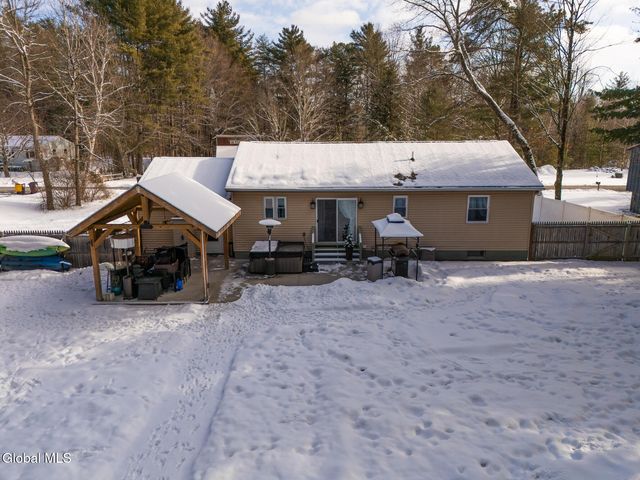 22 Michaels Drive, Queensbury, NY 12804