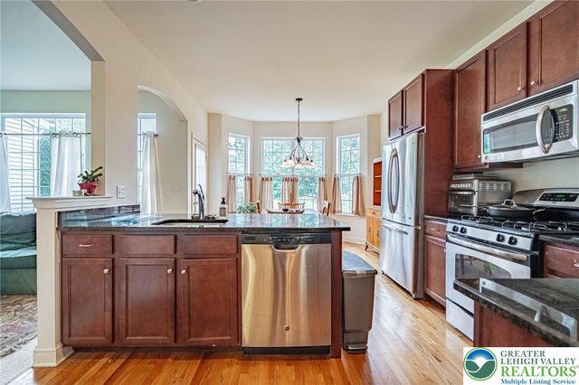 973 Iron Lane, Forks Twp, PA 18040