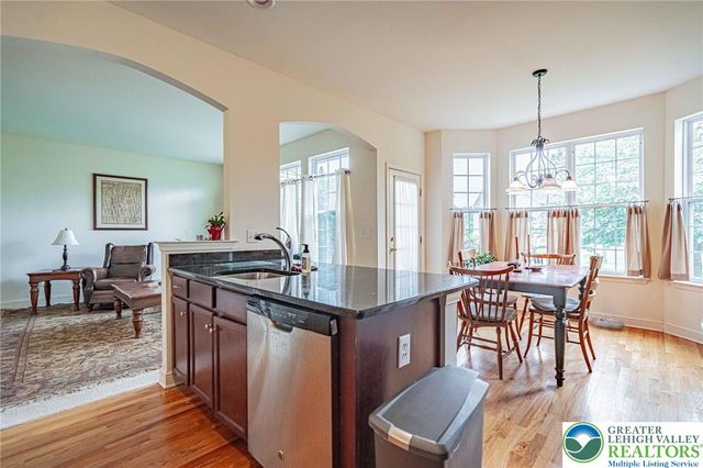 973 Iron Lane, Forks Twp, PA 18040