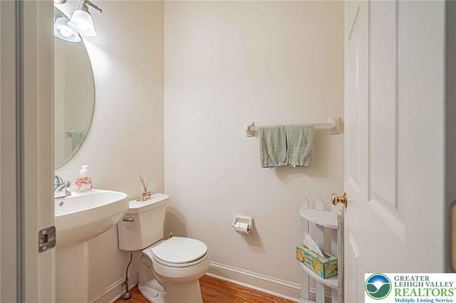 973 Iron Lane, Forks Twp, PA 18040