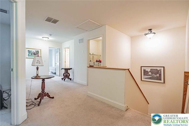 973 Iron Lane, Forks Twp, PA 18040