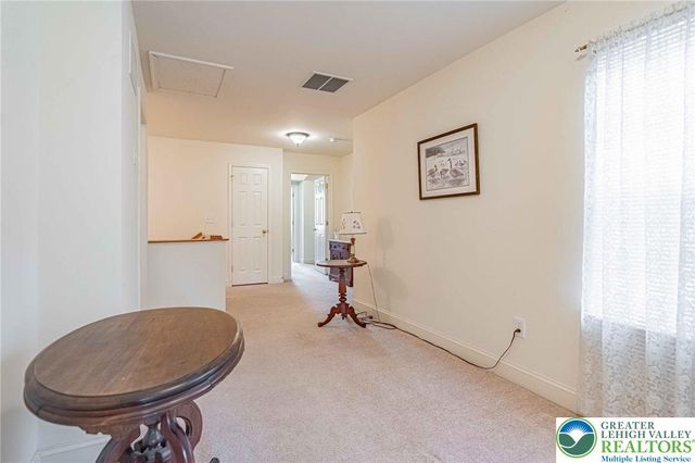 973 Iron Lane, Forks Twp, PA 18040