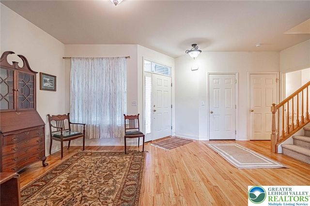 973 Iron Lane, Forks Twp, PA 18040