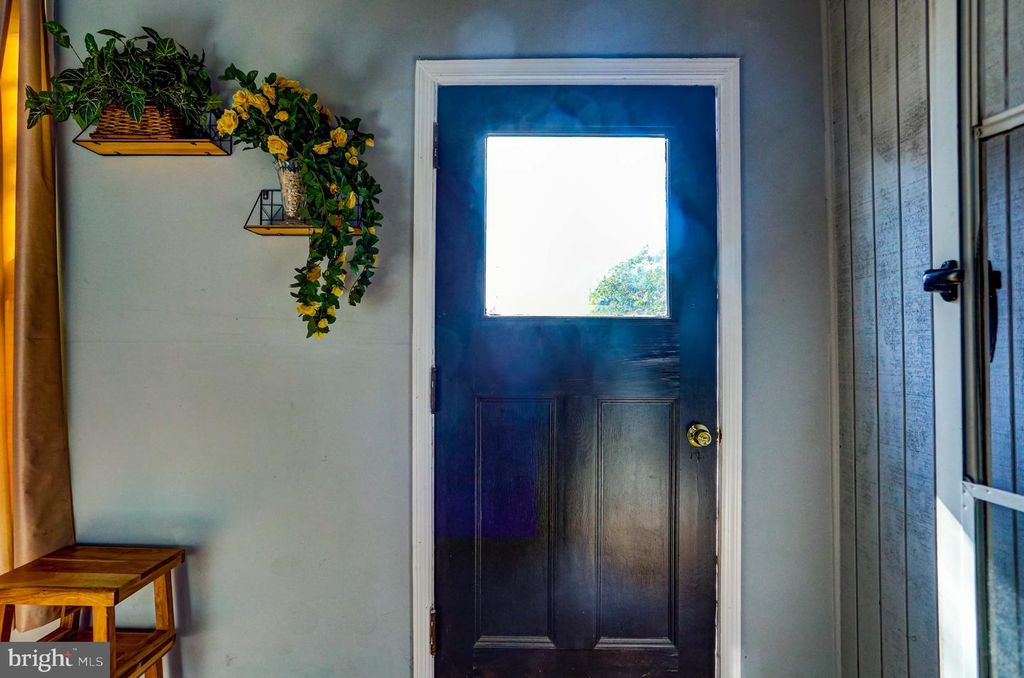 162 HAMILTON AVE, TRENTON, NJ 08609 — photo 2