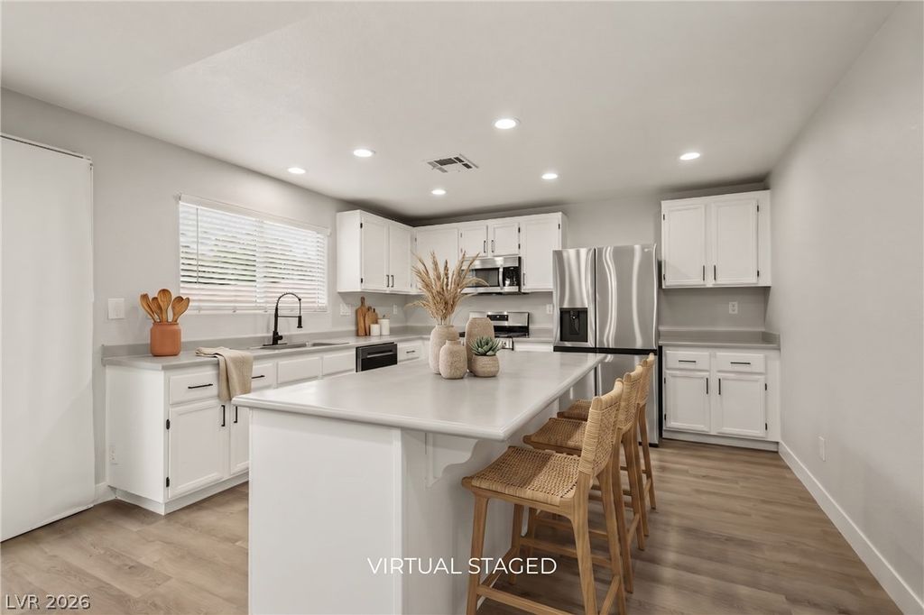 6924 Ghost Ranch Avenue, Las Vegas, NV 89179 — photo 5