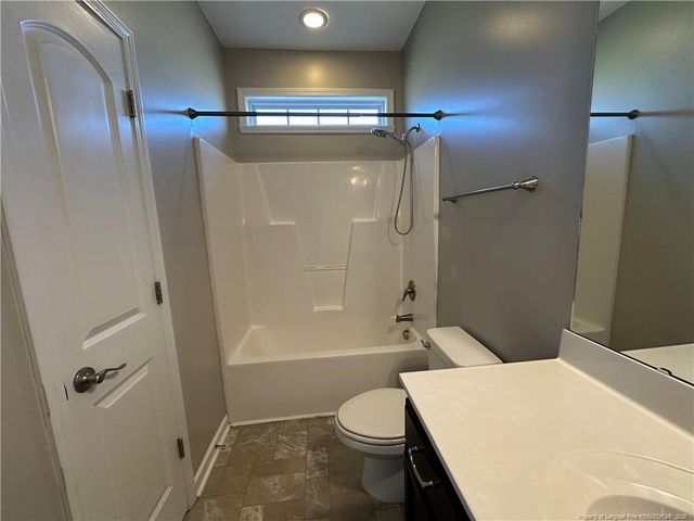 498 New Castle Lane, Spring Lake, NC 28390