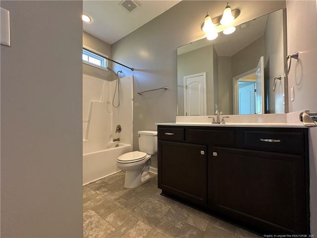 498 New Castle Lane, Spring Lake, NC 28390