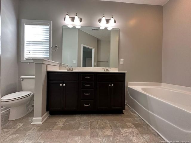 498 New Castle Lane, Spring Lake, NC 28390