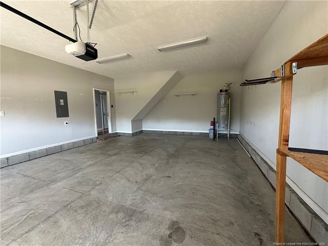 498 New Castle Lane, Spring Lake, NC 28390
