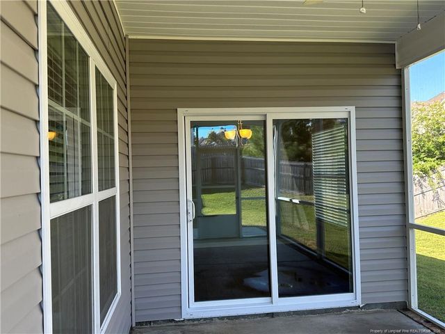 498 New Castle Lane, Spring Lake, NC 28390