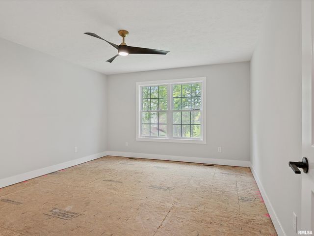 1703 Ambleside Drive, Springfield, IL 62711