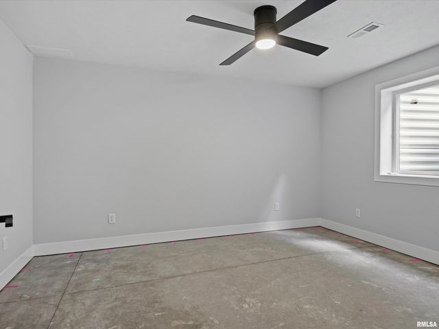 1703 Ambleside Drive, Springfield, IL 62711