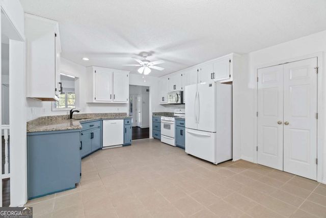 204 Red Fox Court, Canton, GA 30114