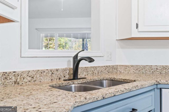 204 Red Fox Court, Canton, GA 30114